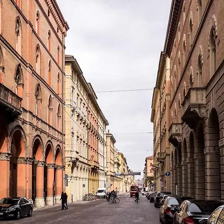 Cavalieri's Grand Gæstehus Bologna